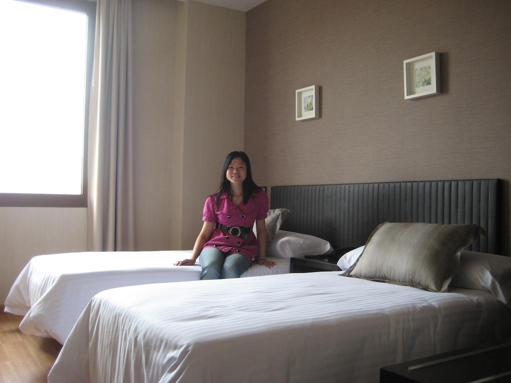 Dinastia Hotel Getafe Exterior photo