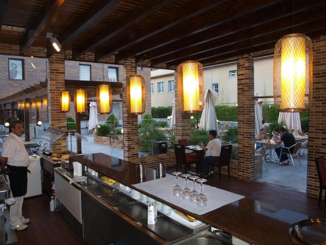 Dinastia Hotel Getafe Exterior photo